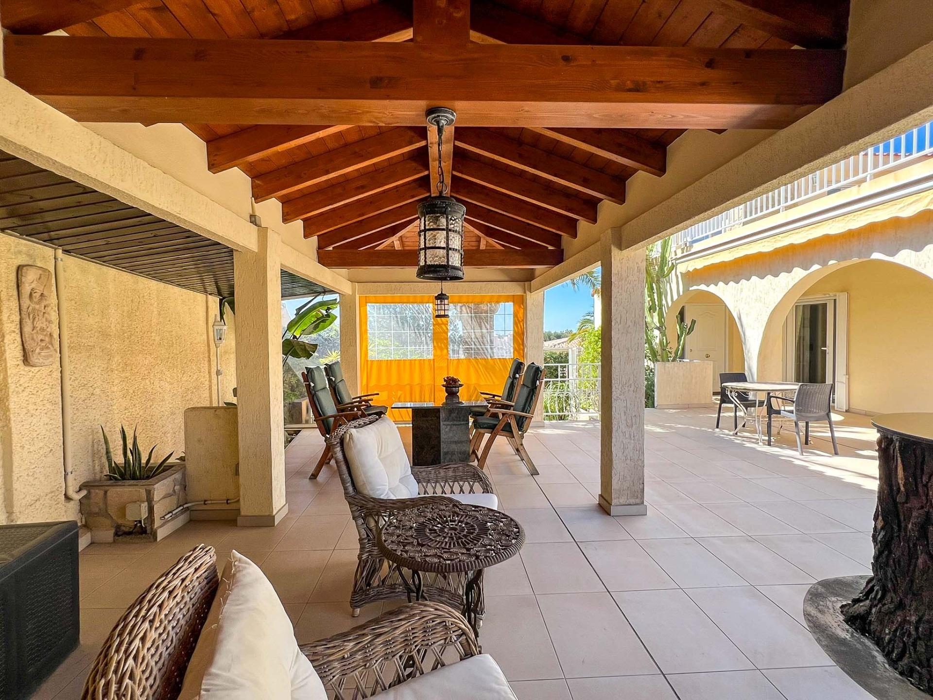 Villa for sale in La Nucía