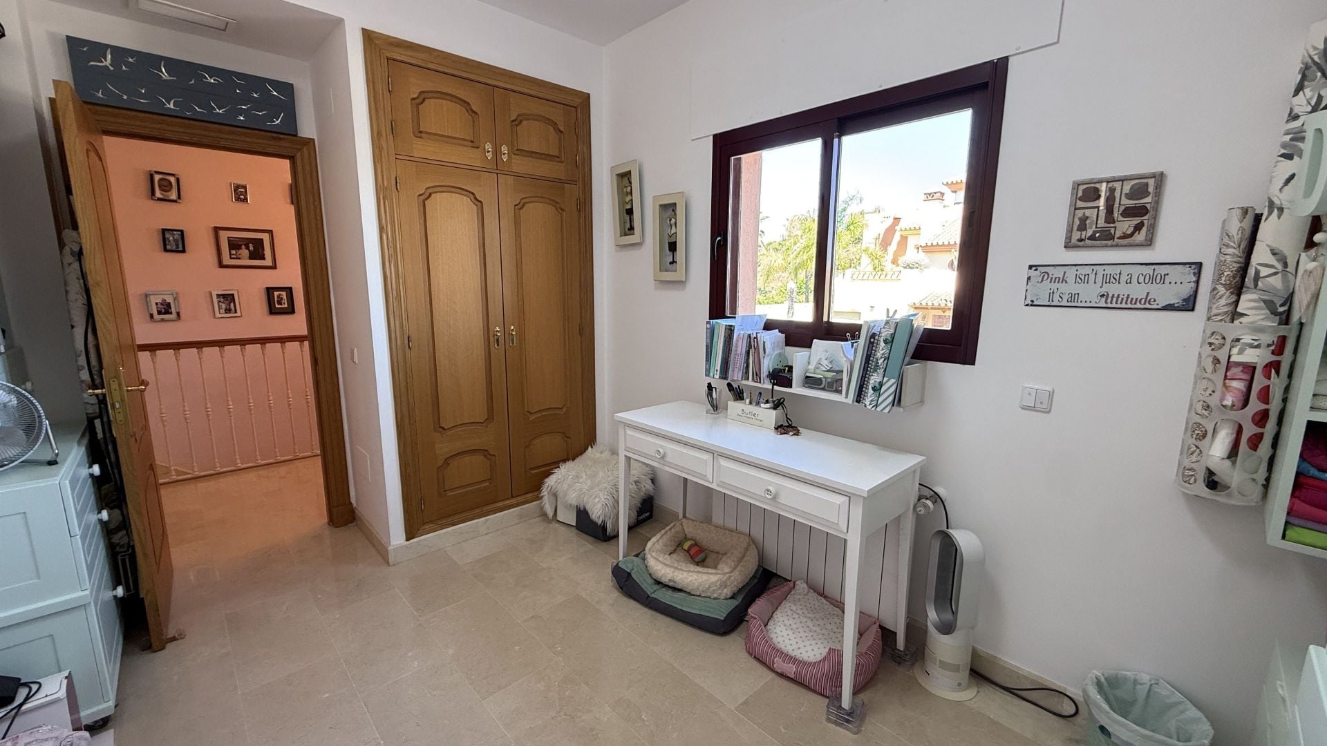 Villa for sale in Coín