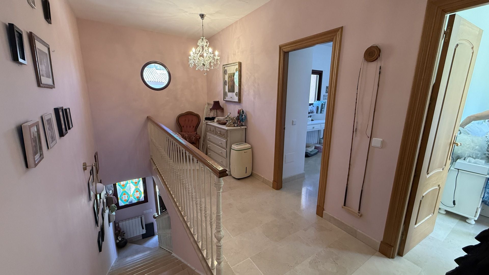 Villa for sale in Coín