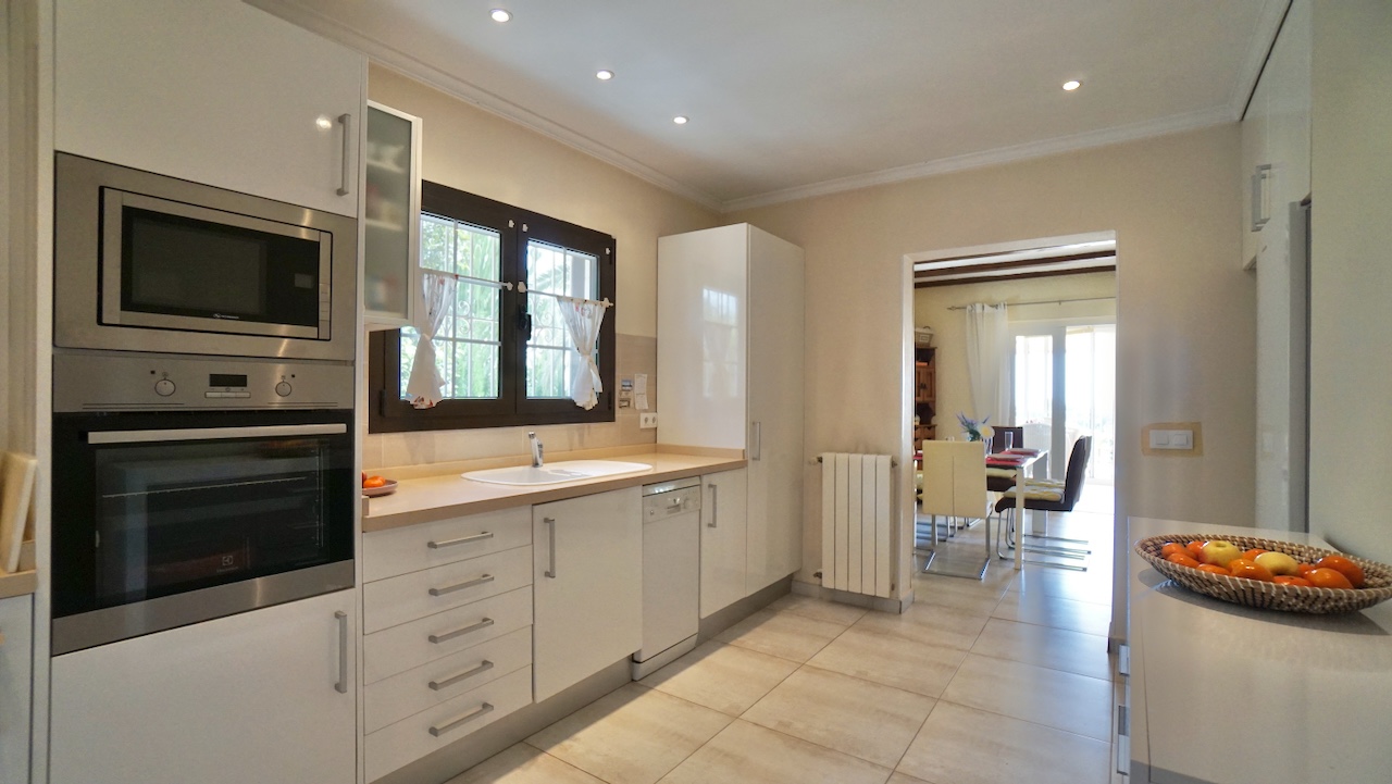 DP-57-H-1974-AMBE-23 Villa for sale in Moraira