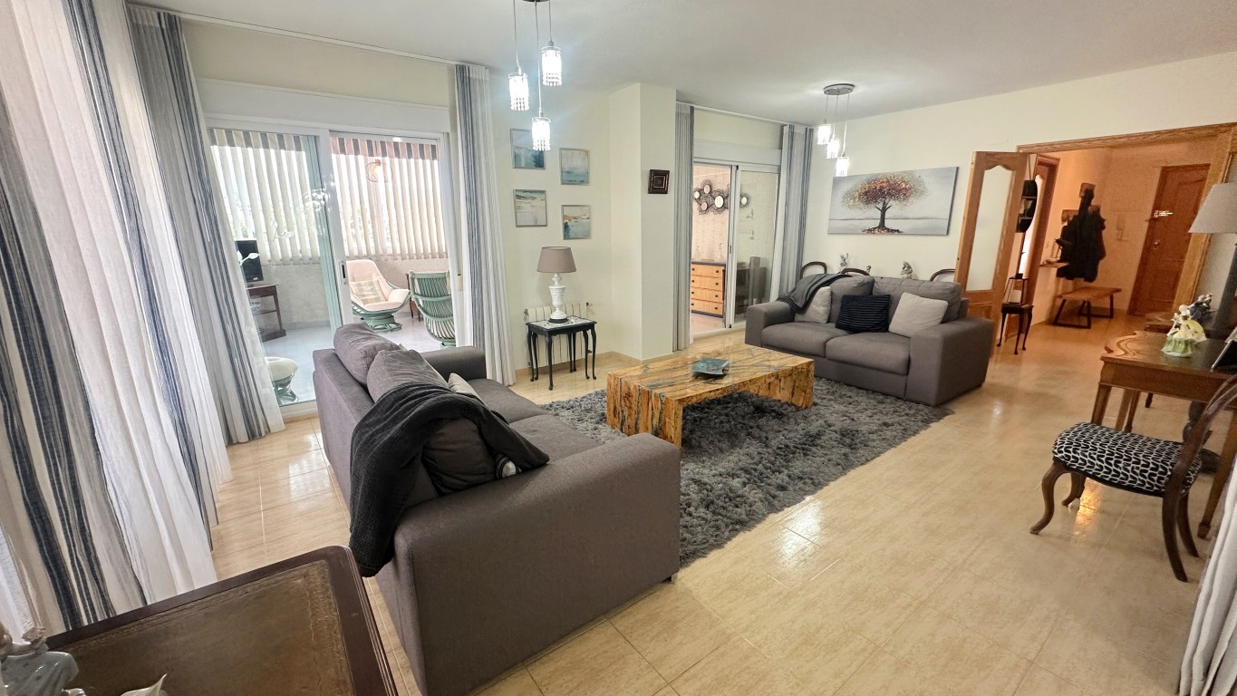 Apartment for sale in Albir