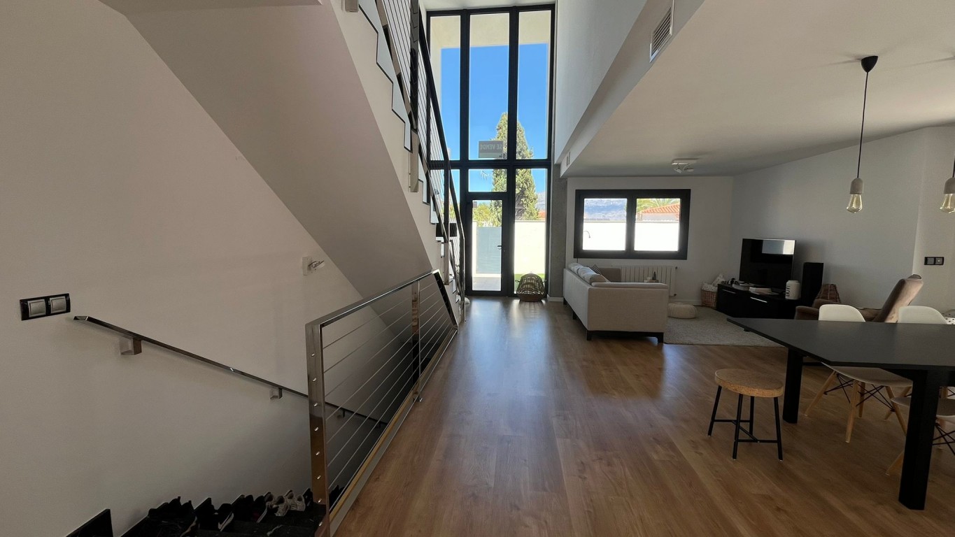 DP-61-SA-4964-8 Villa for sale in Albir