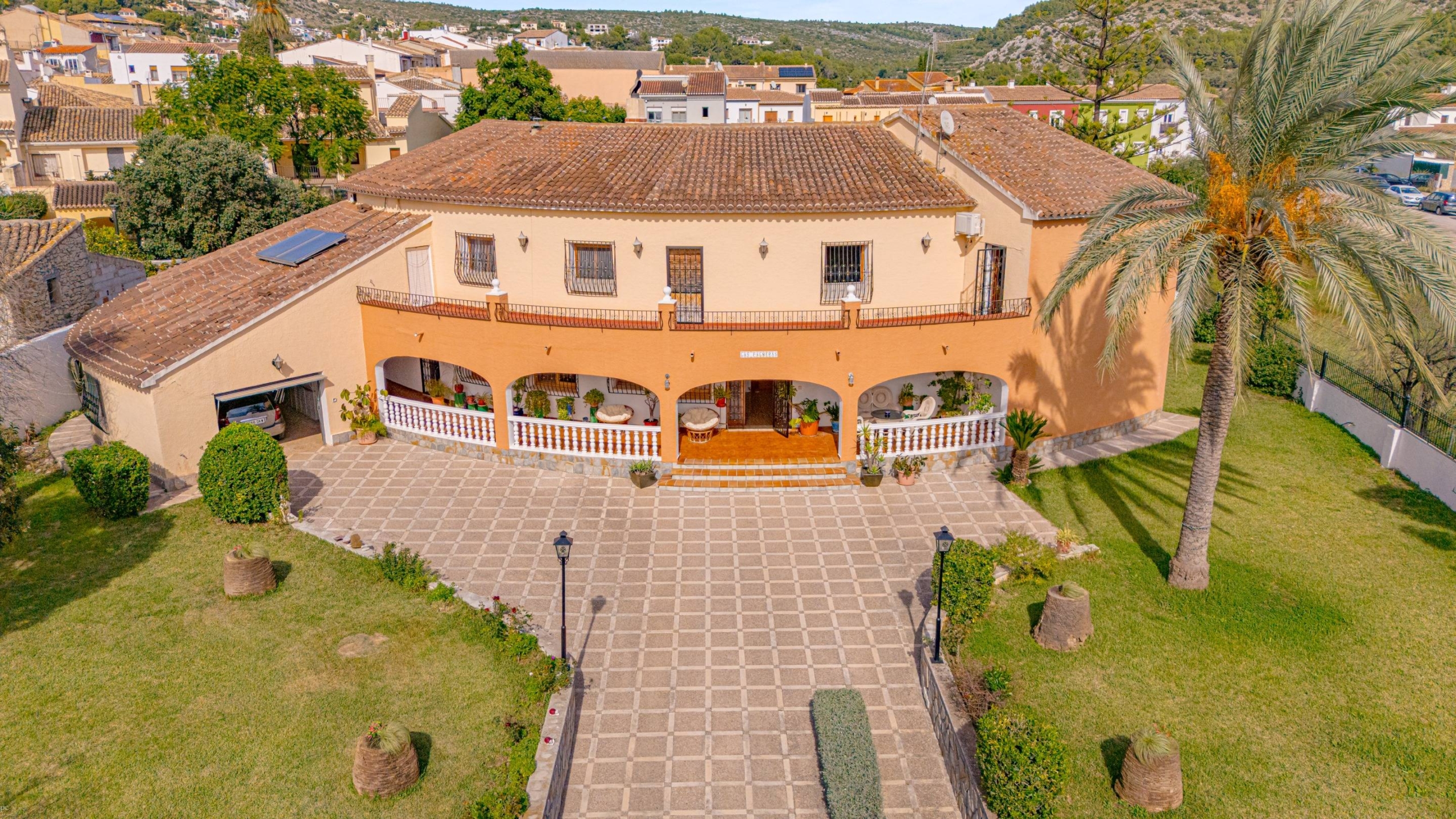 Villa for sale in Alcalali