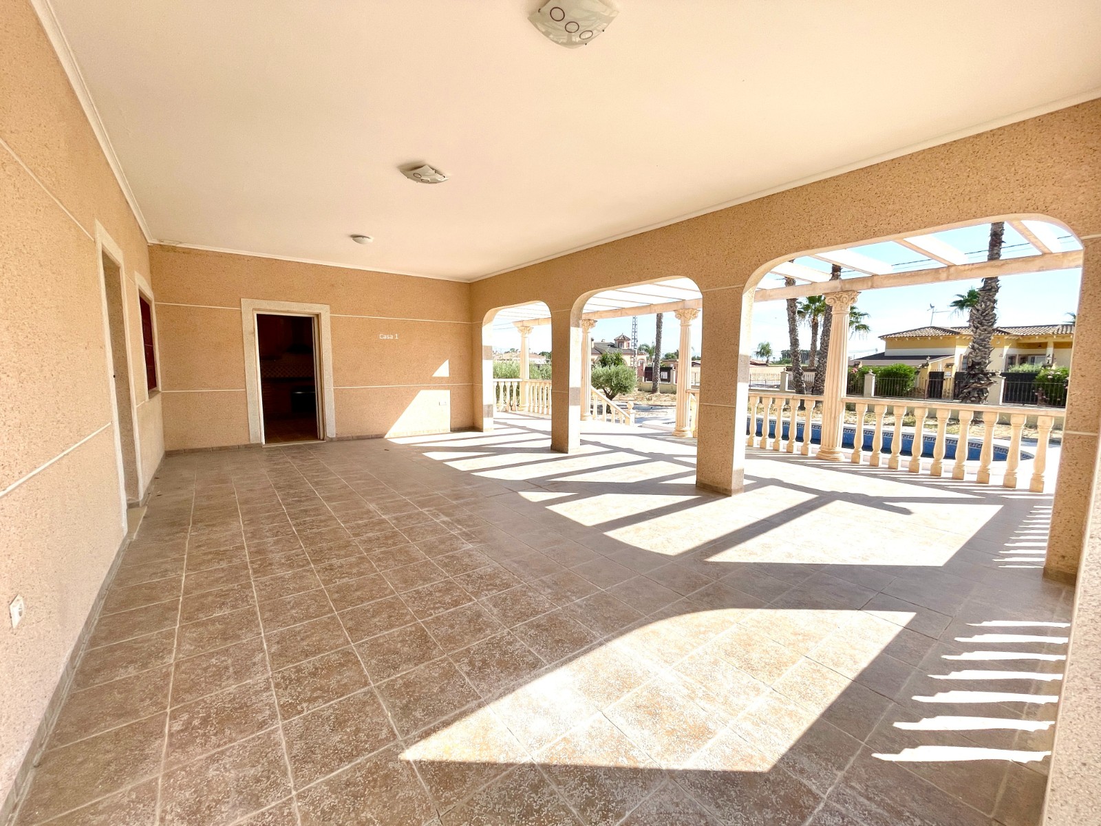 DP-75-SLS1600-10 Villa for sale in Catral