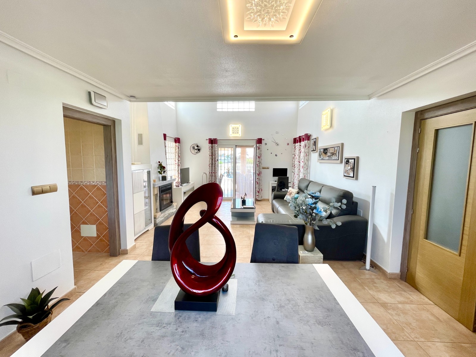 DP-75-SLS1603-21 Villa for sale in Catral