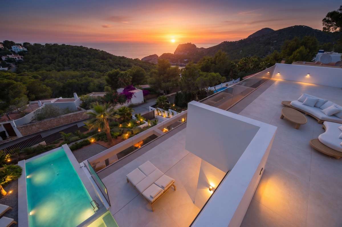 Villa for sale in Cala Salada