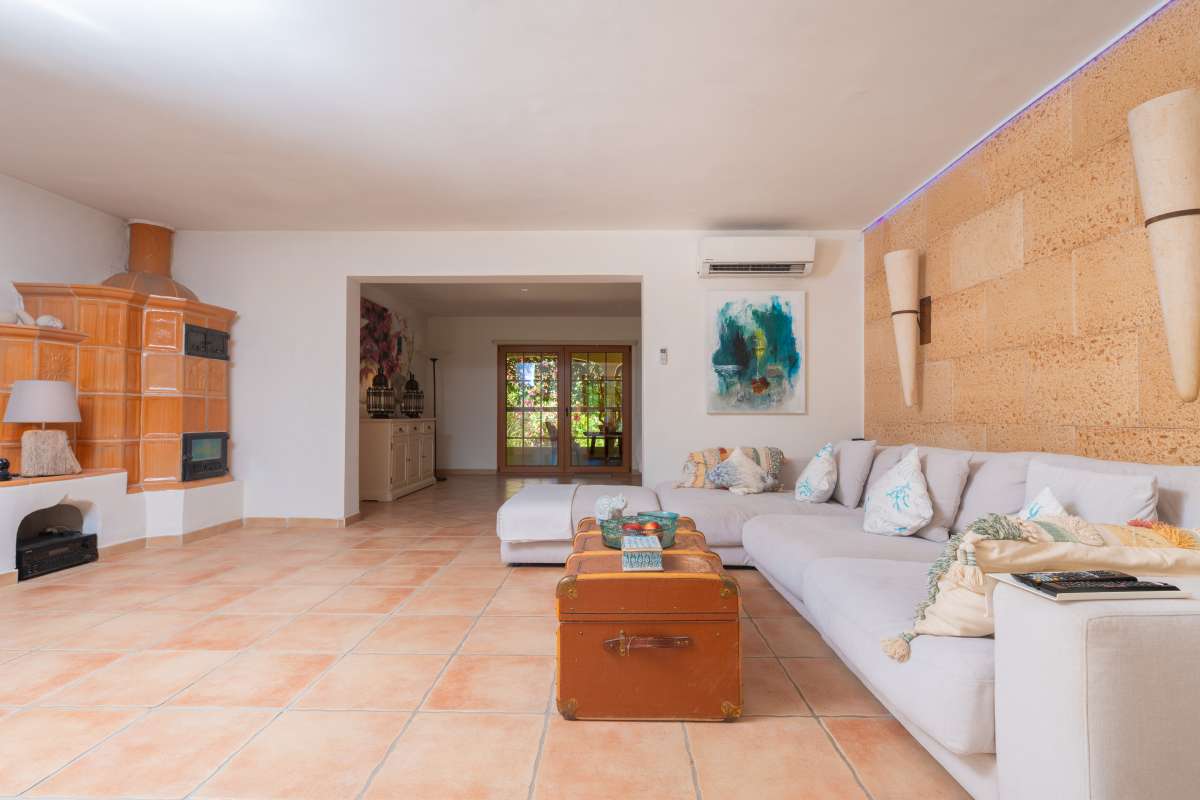 DP-91-750816-10 Villa for sale in Cala Llenya