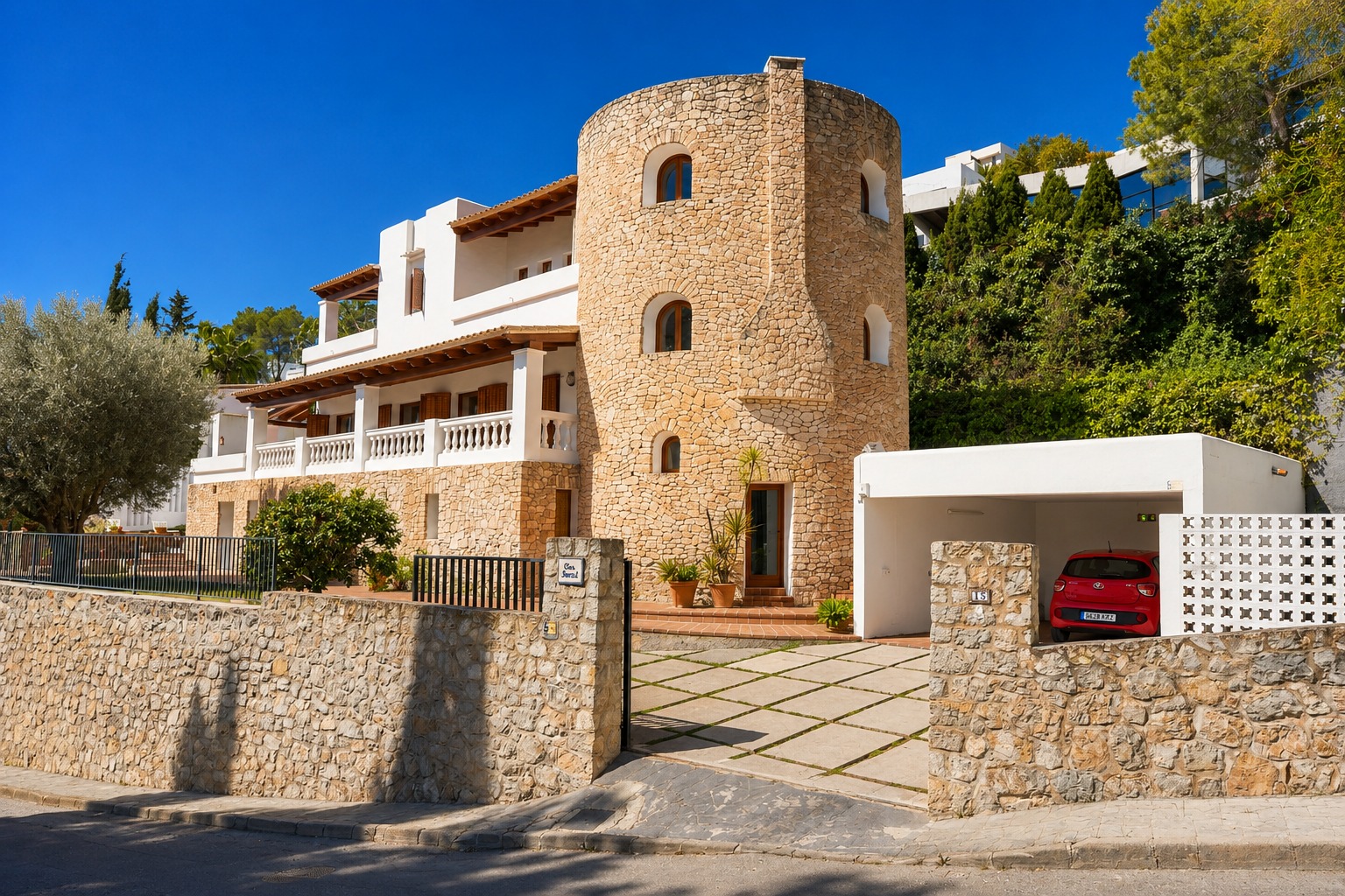 Villa for sale in Santa Eulària des Riu