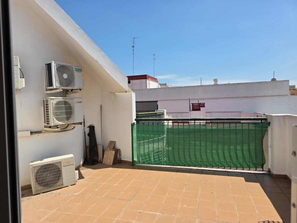 Duplex penthouse for sale in Valencia city – La Petxina