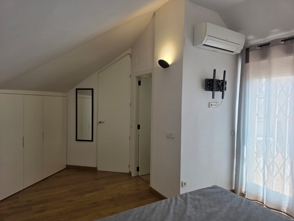Duplex penthouse for sale in Valencia city – La Petxina