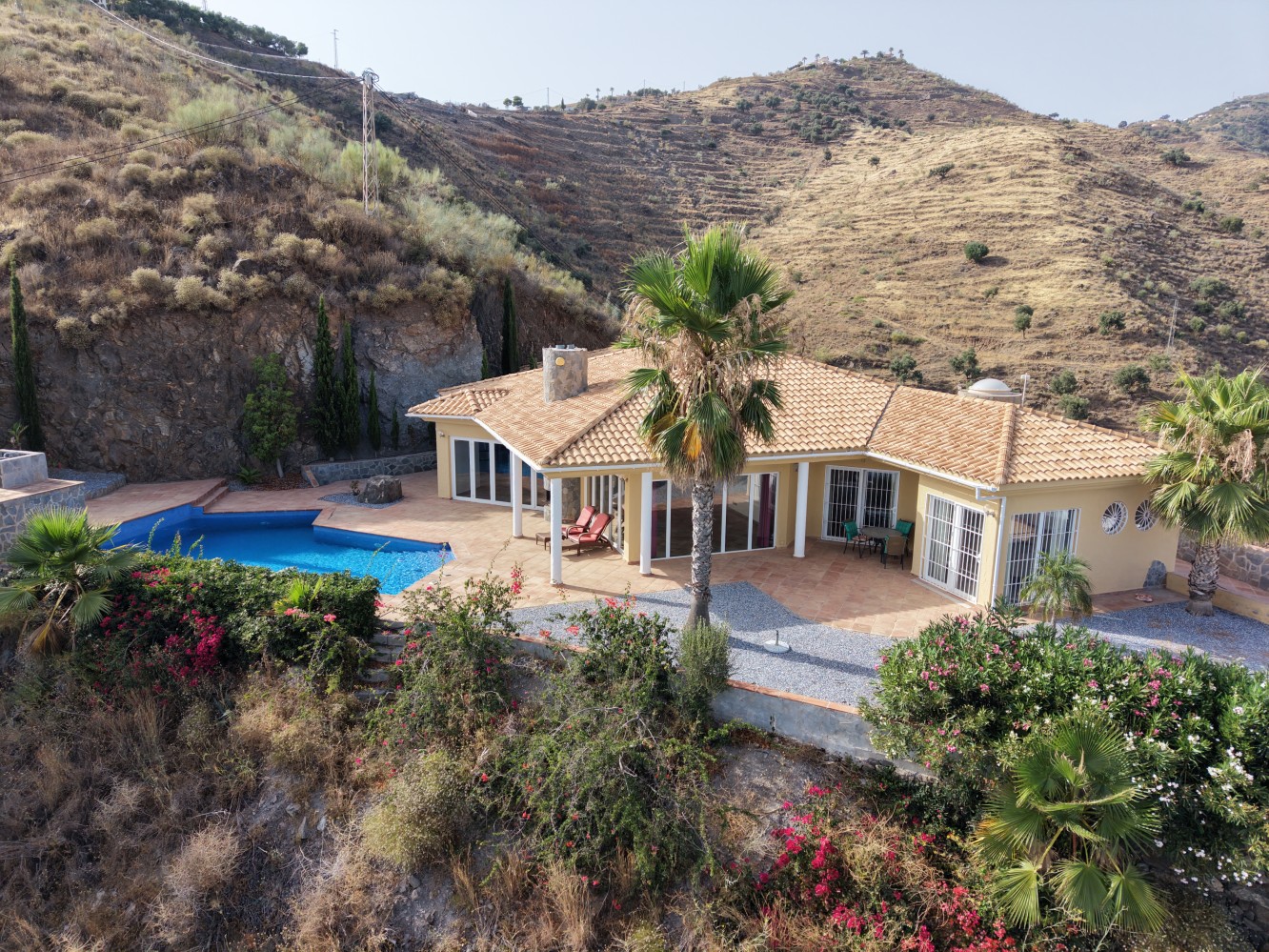 Villa for sale in Arenas