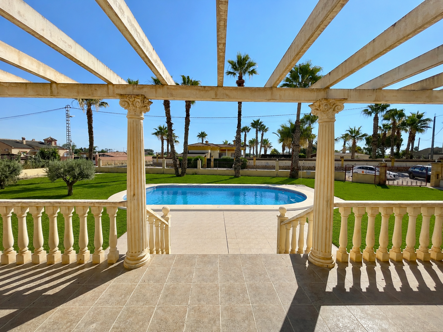 Villa for sale in Catral