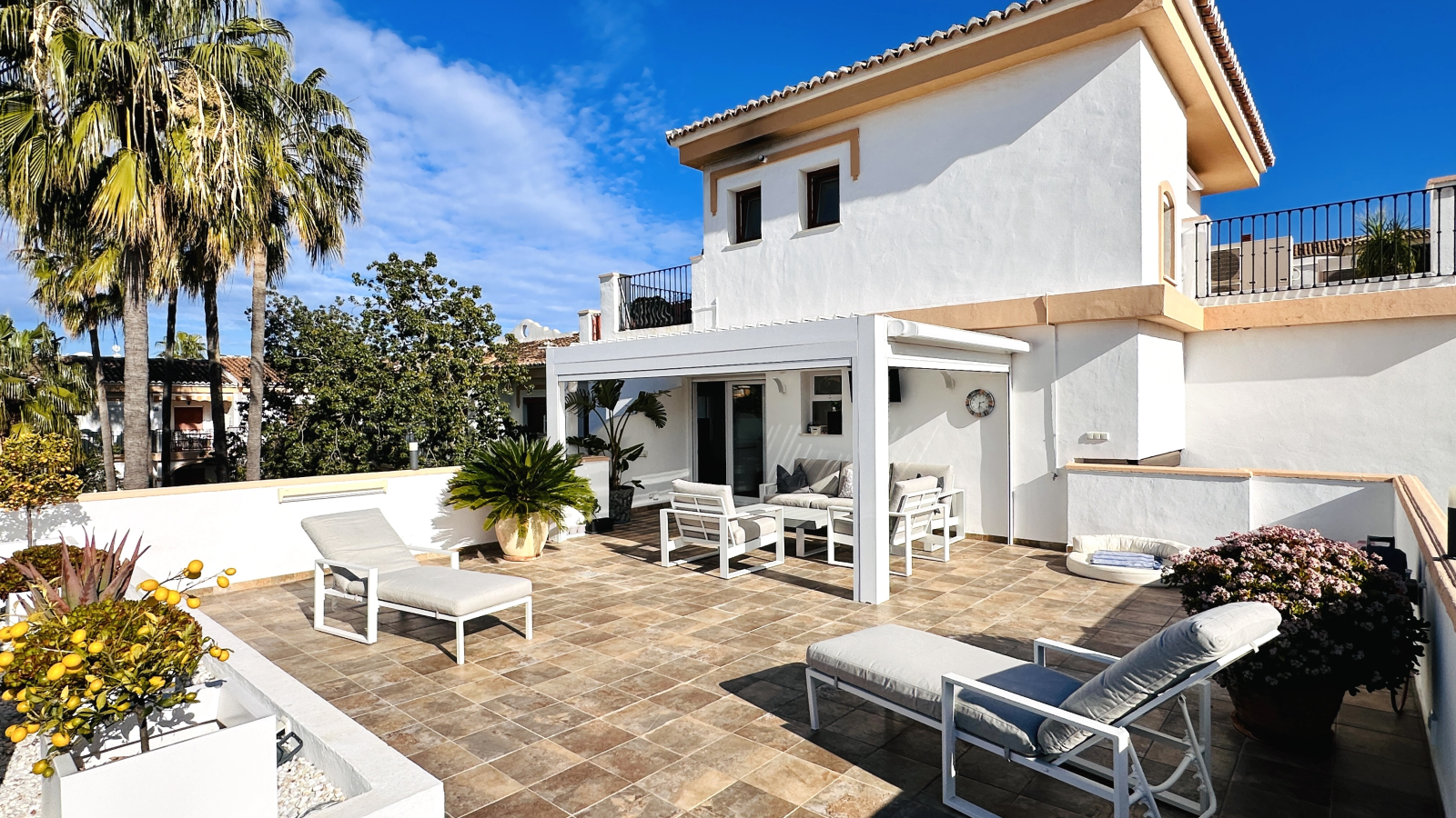 Penthouse for sale in Denia