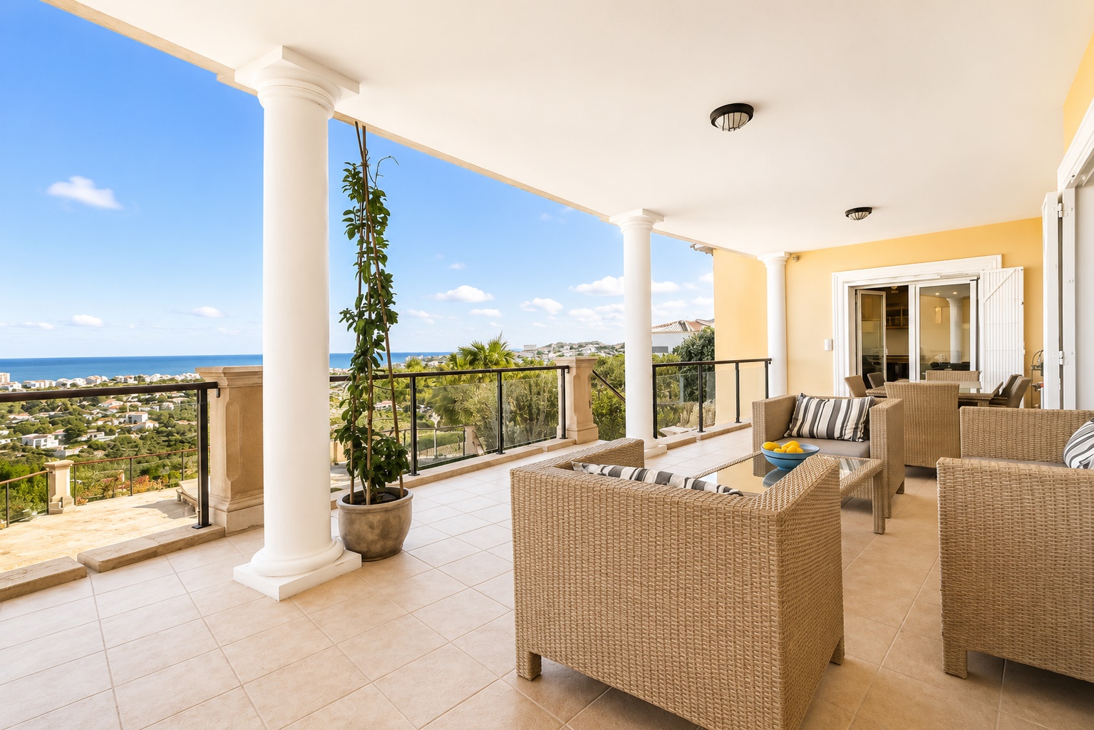 Villa for sale in Javea