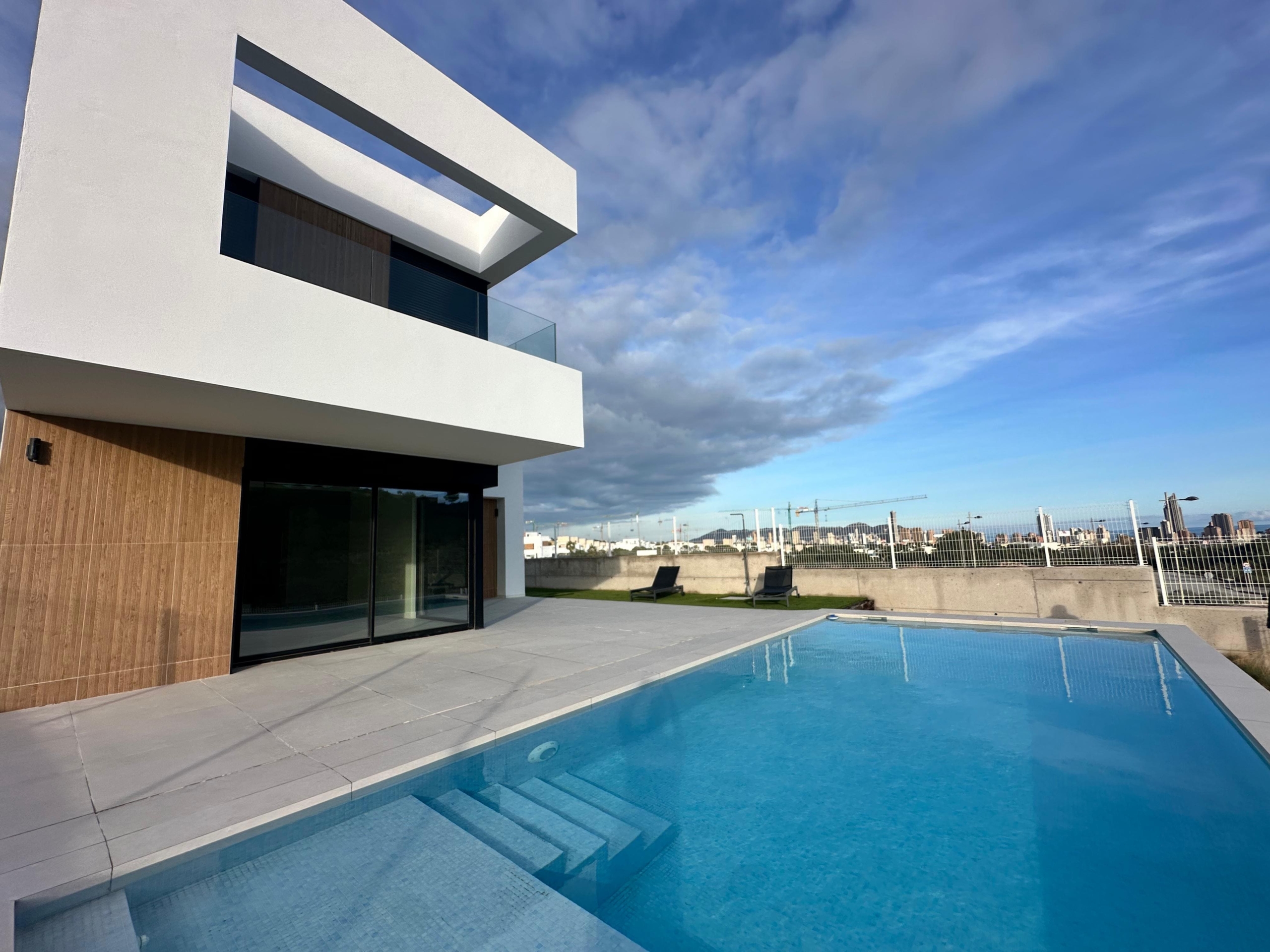 DP-100-22375631-01-5 New build Villa for sale in Finestrat