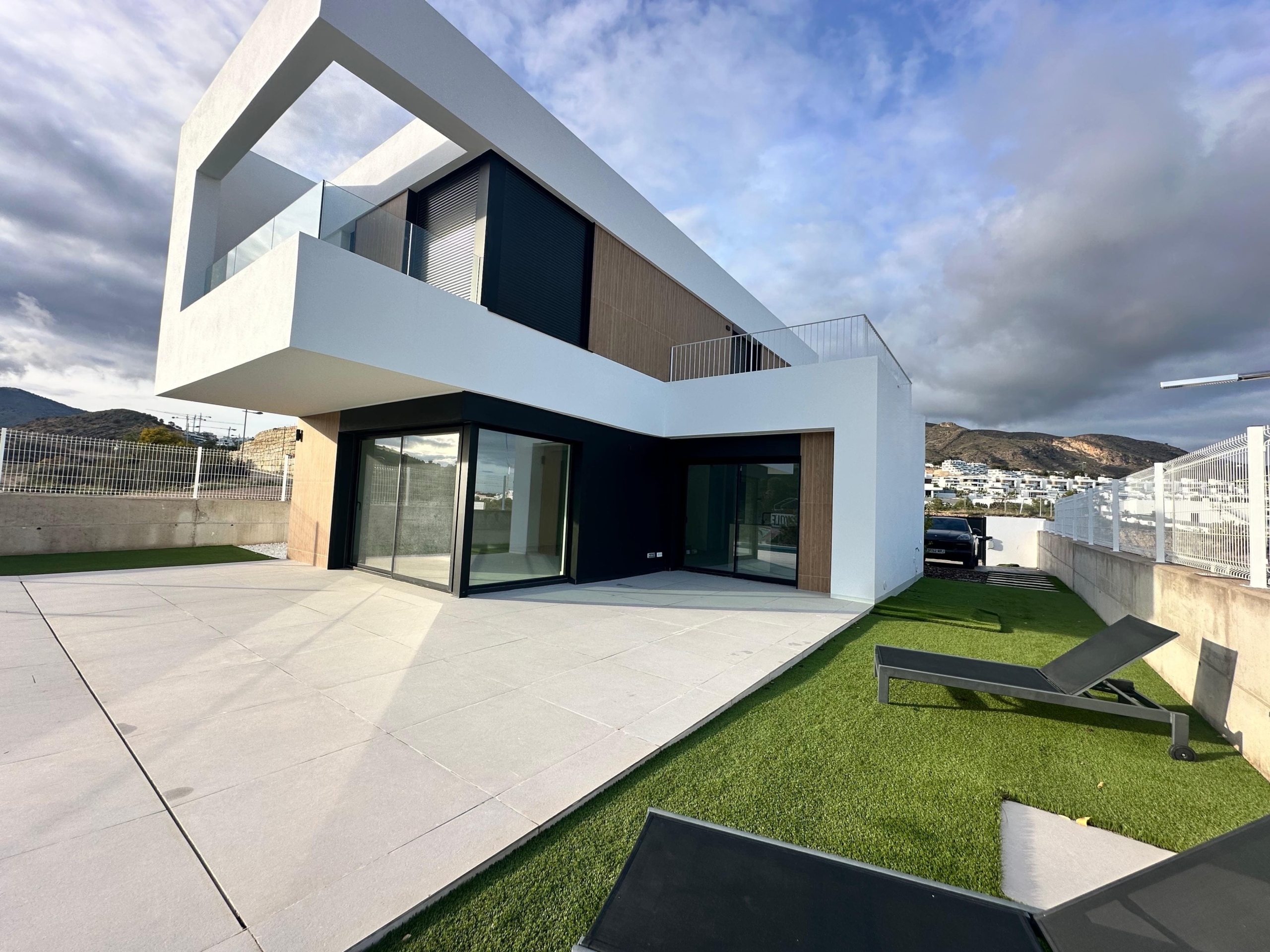 DP-100-22375631-01-6 New build Villa for sale in Finestrat