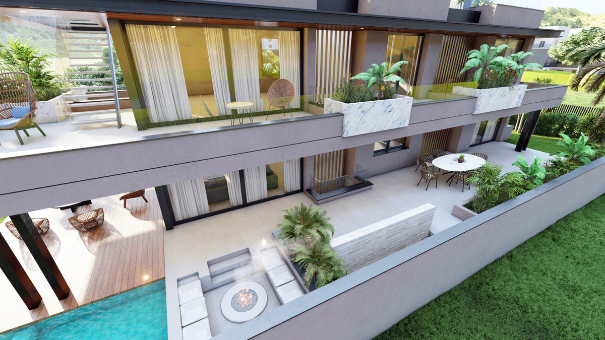 Villa for sale in Benalmadena