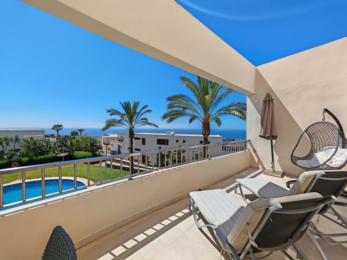 Apartment for sale in Altos de los Monteros