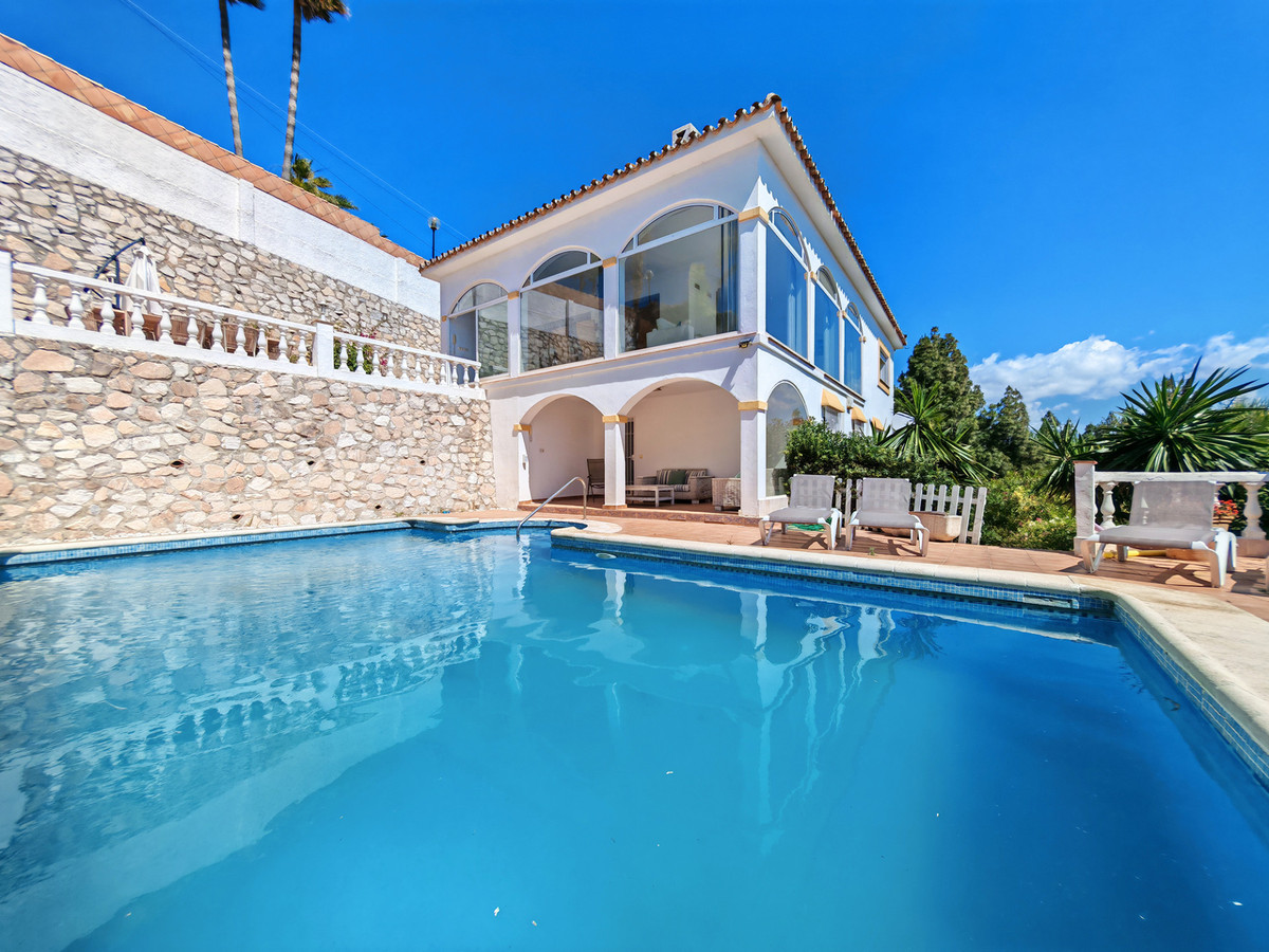 DP-12-R5461585-17 Villa for sale in El Chaparral
