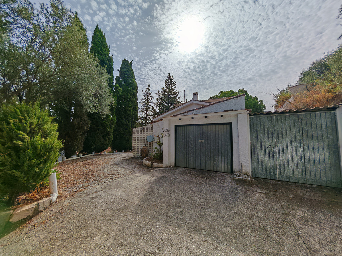 Villa for sale in Mijas Costa