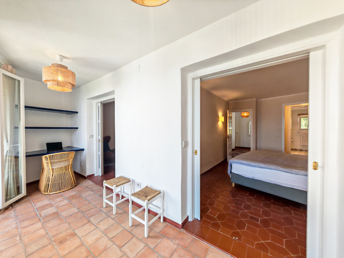 Townhouse for sale in Altos de los Monteros