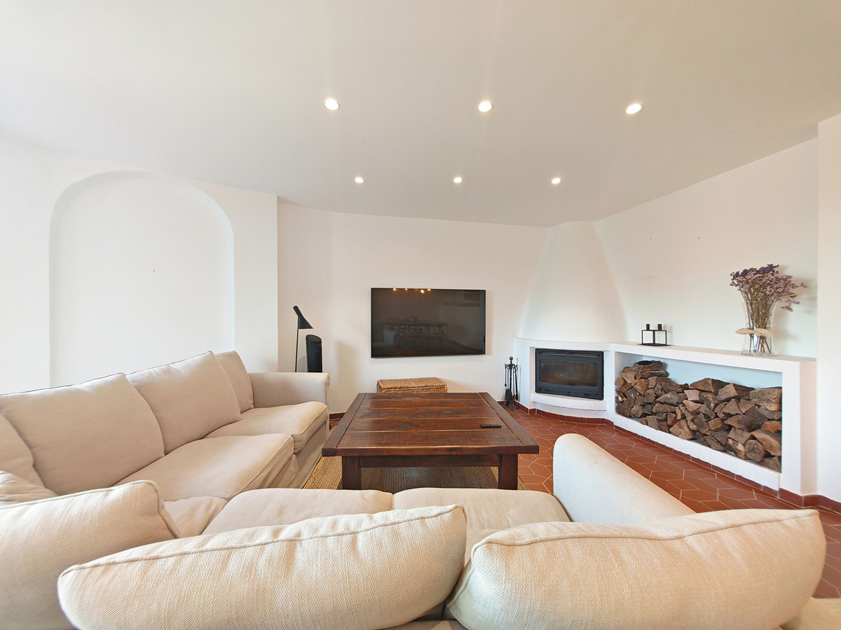 Townhouse for sale in Altos de los Monteros
