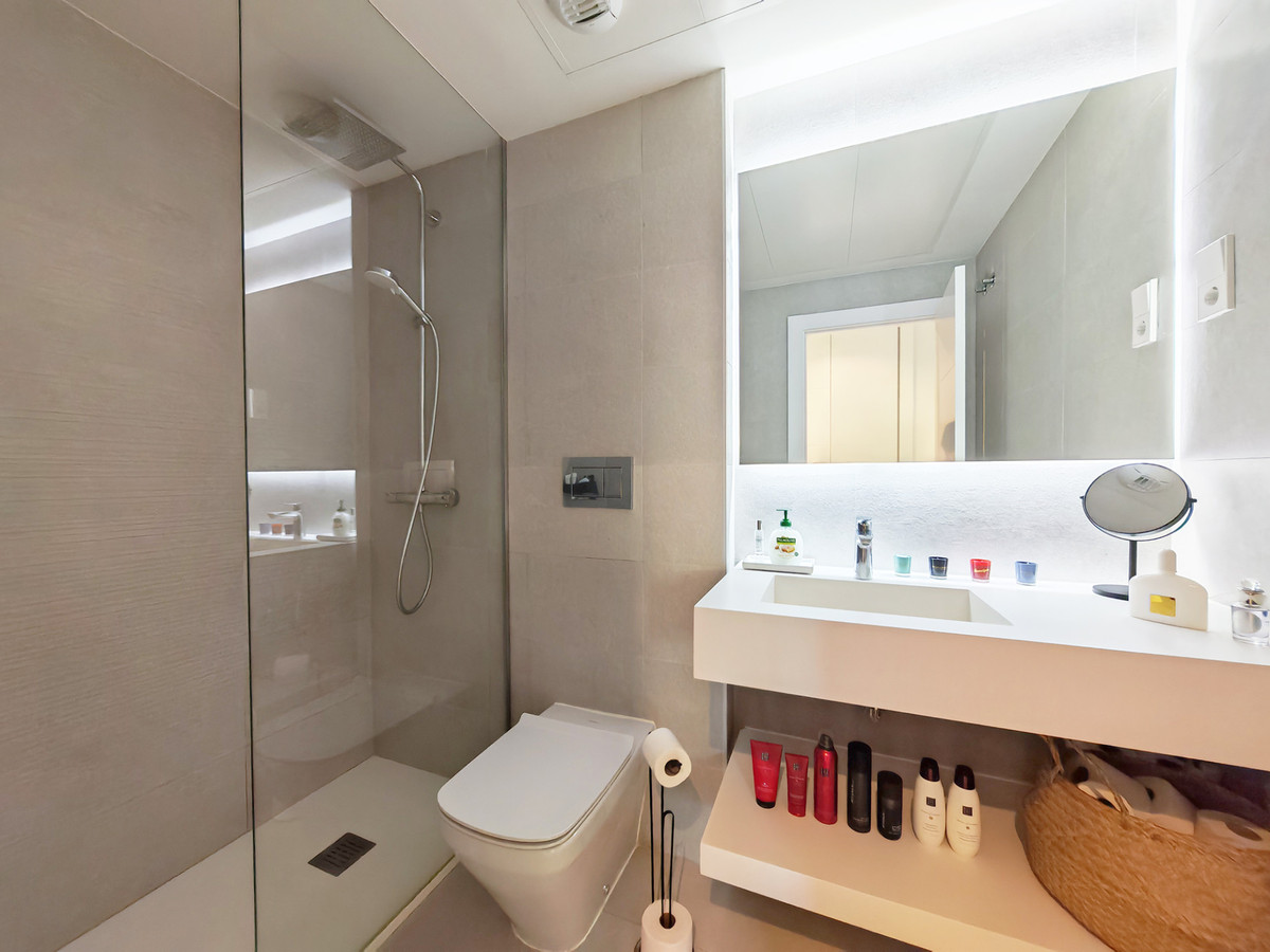 DP-12-R5468083-17 Apartment for sale in La Cala de Mijas