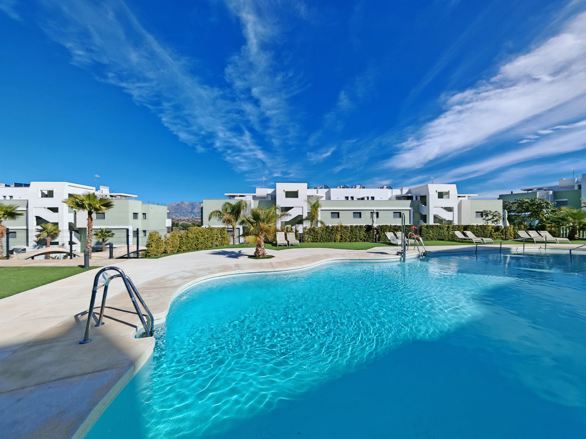 DP-12-R5468083-18 Apartment for sale in La Cala de Mijas