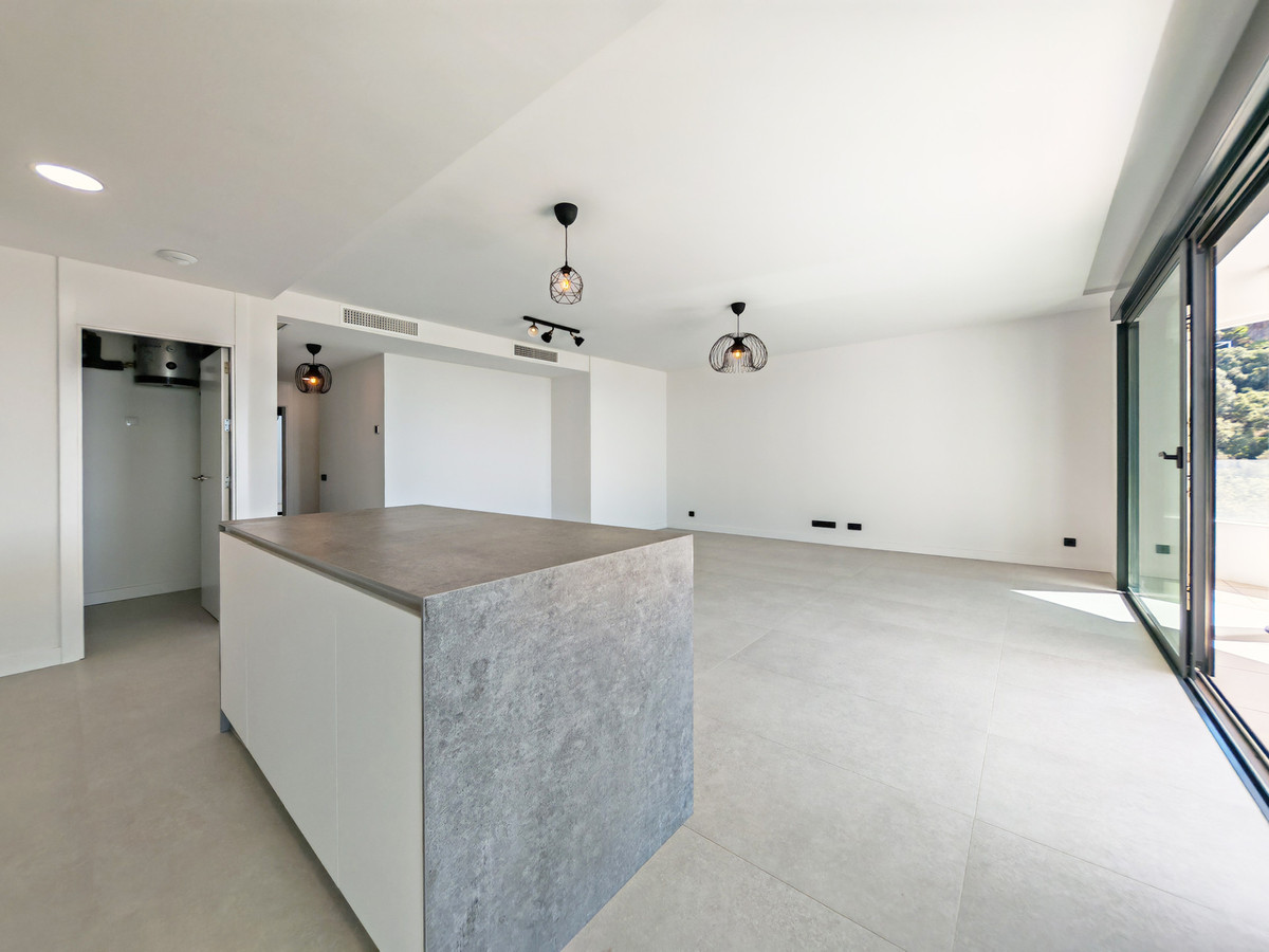 Apartment for sale in Altos de los Monteros