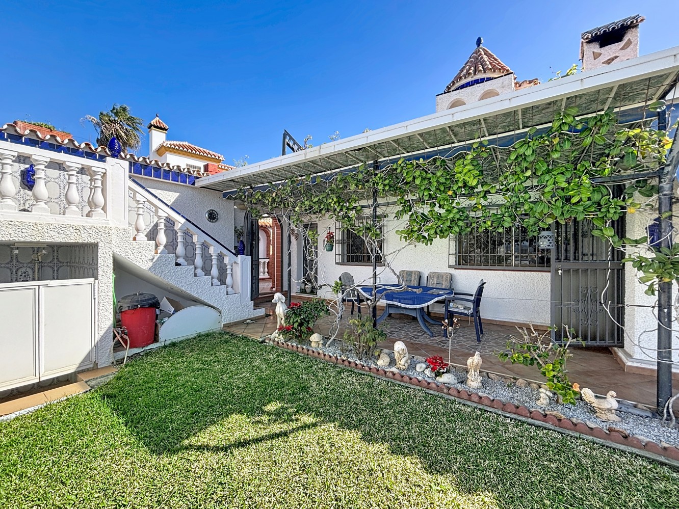 DP-26-6258-10 Villa for sale in Mezquitilla