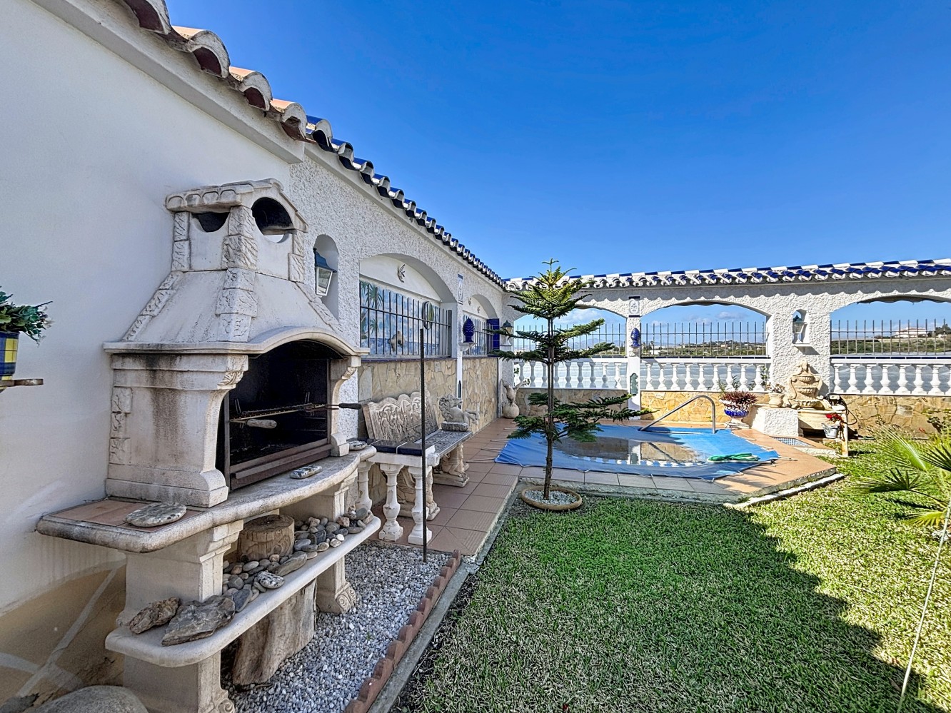 DP-26-6258-13 Villa for sale in Mezquitilla