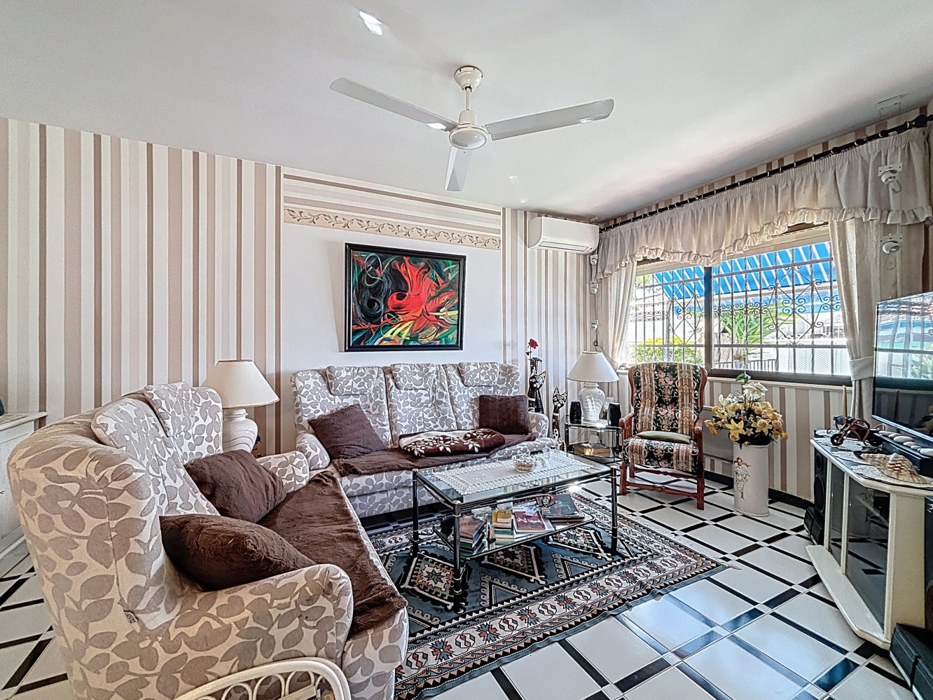 DP-26-6258-19 Villa for sale in Mezquitilla