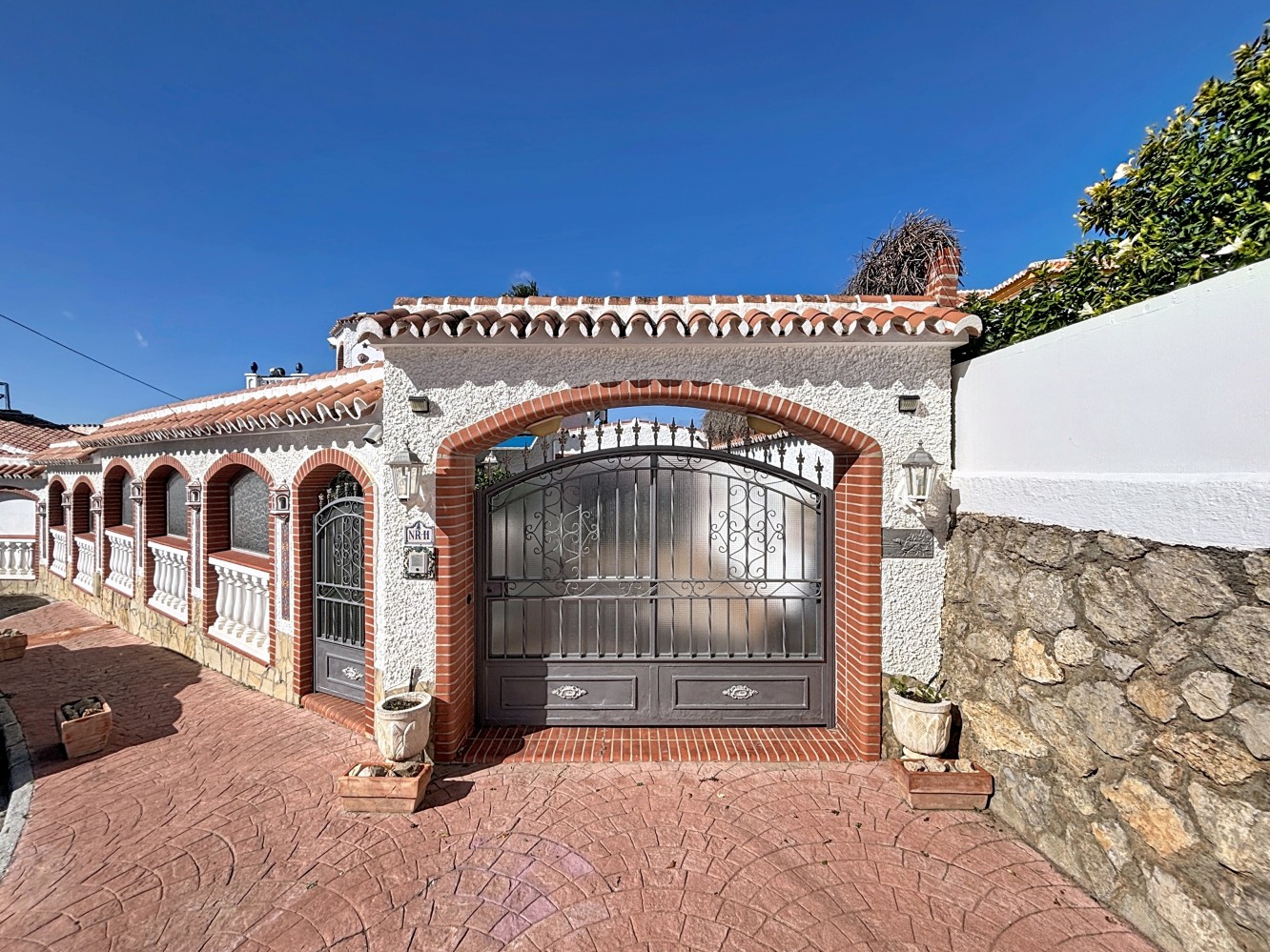 DP-26-6258-5 Villa for sale in Mezquitilla