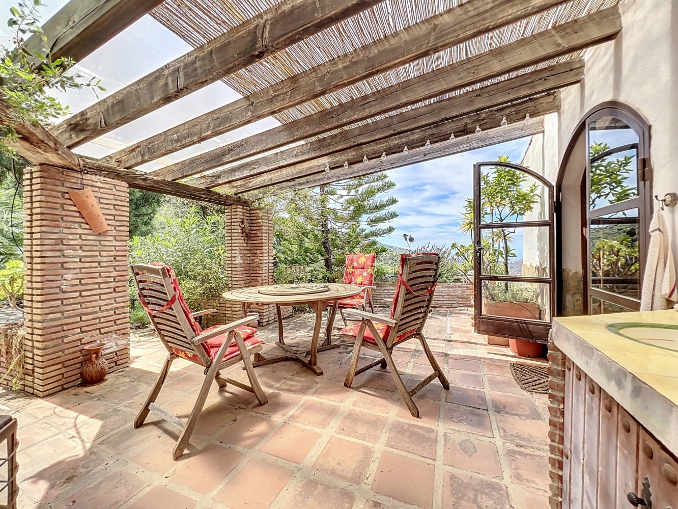 DP-26-6329-5 Villa for sale in Sayalonga
