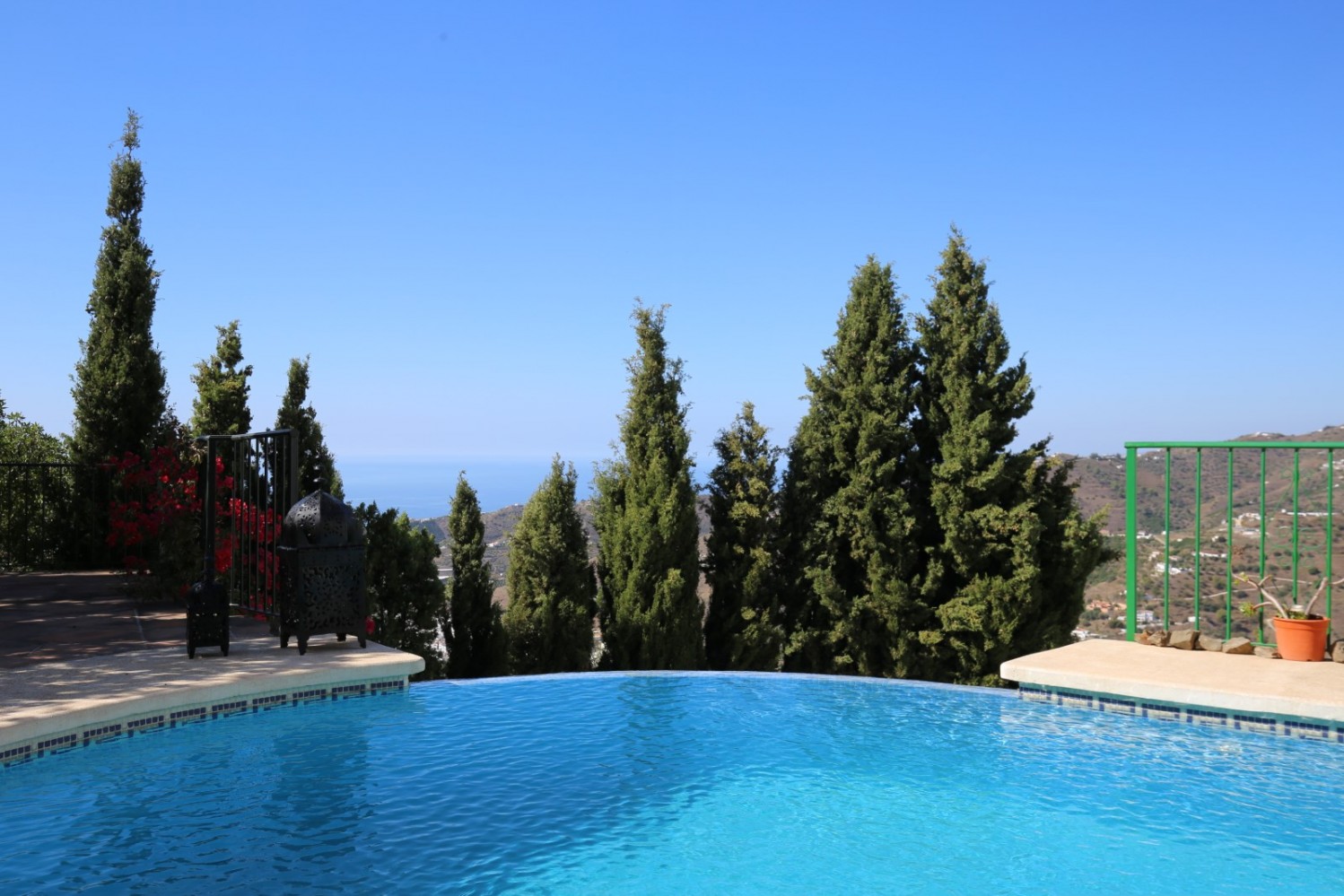 Villa for sale in Torrox
