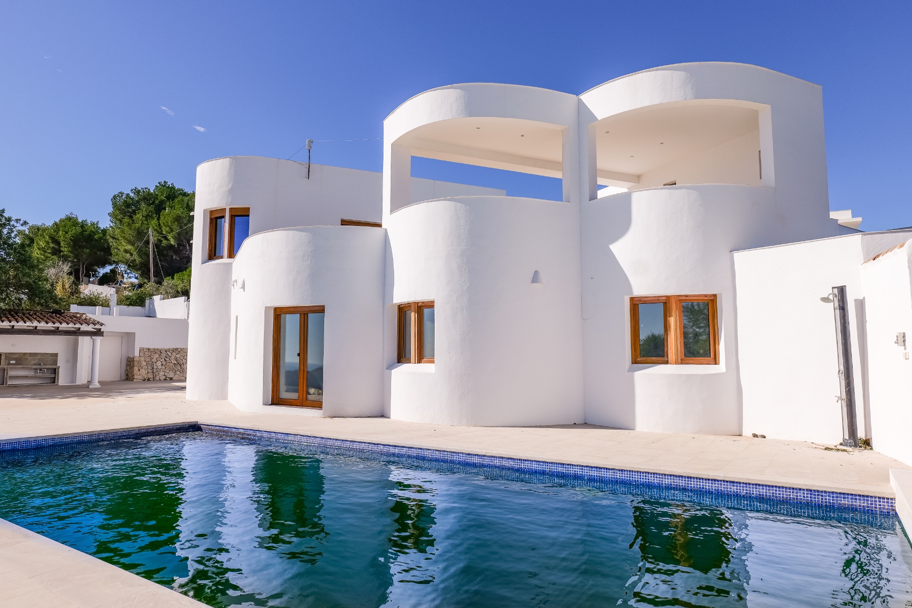 DP-27-OV4423EX-1 Villa for sale in Moraira