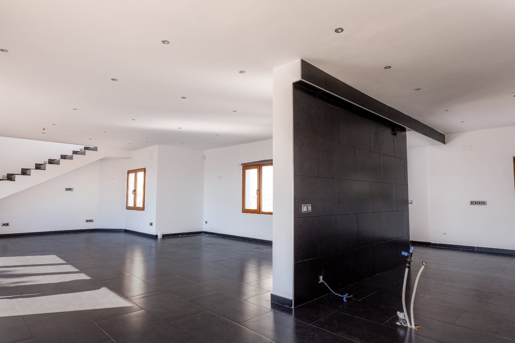 DP-27-OV4423EX-17 Villa for sale in Moraira