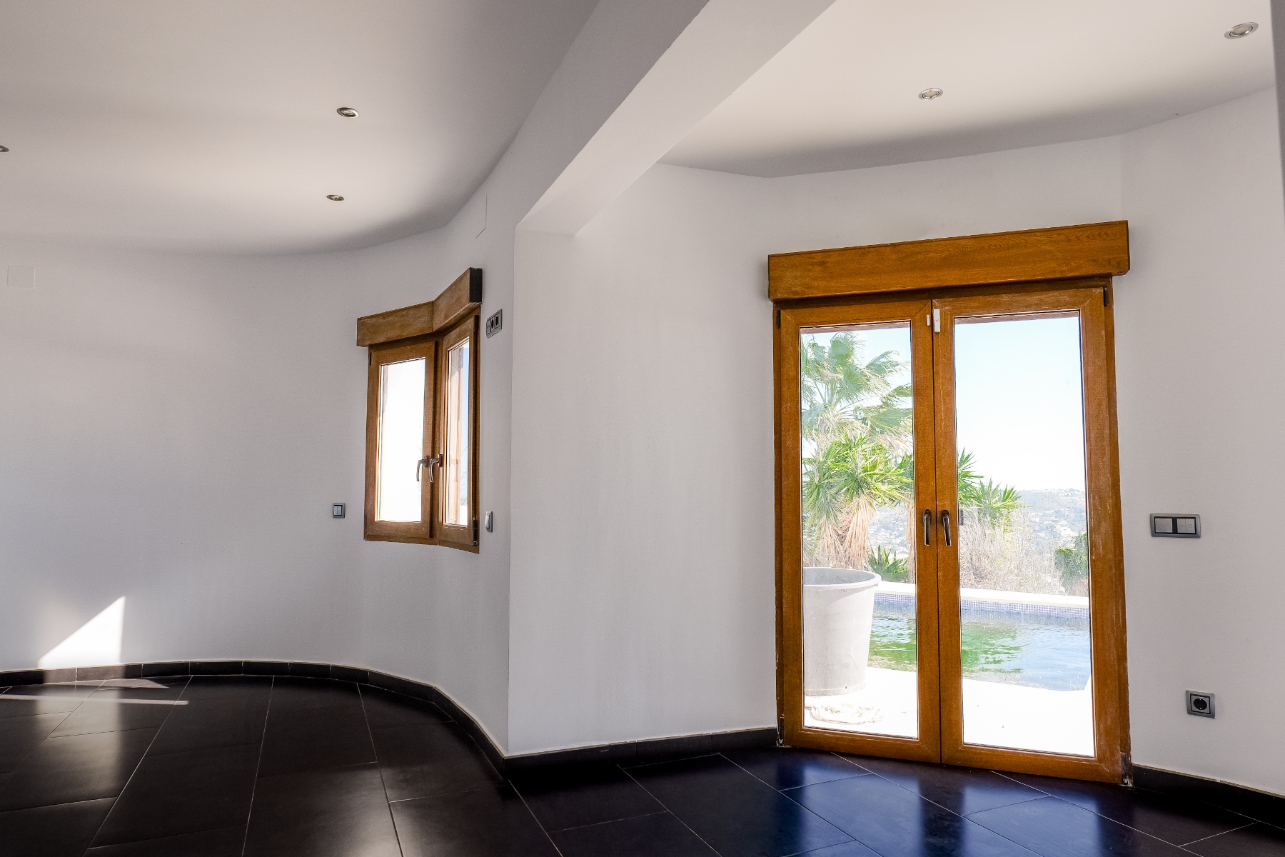 DP-27-OV4423EX-20 Villa for sale in Moraira