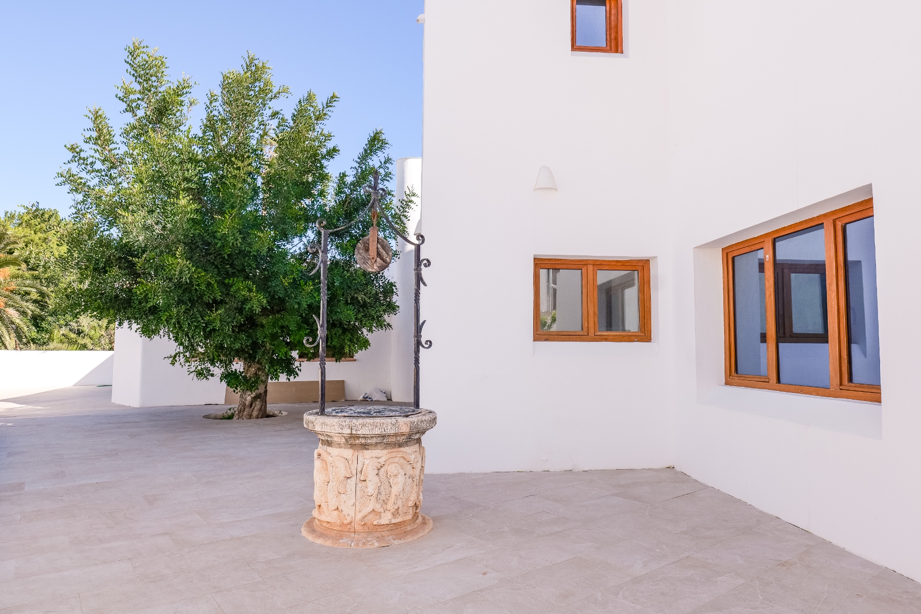 DP-27-OV4423EX-31 Villa for sale in Moraira