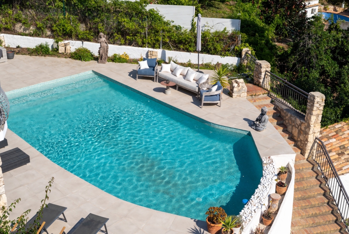 1170