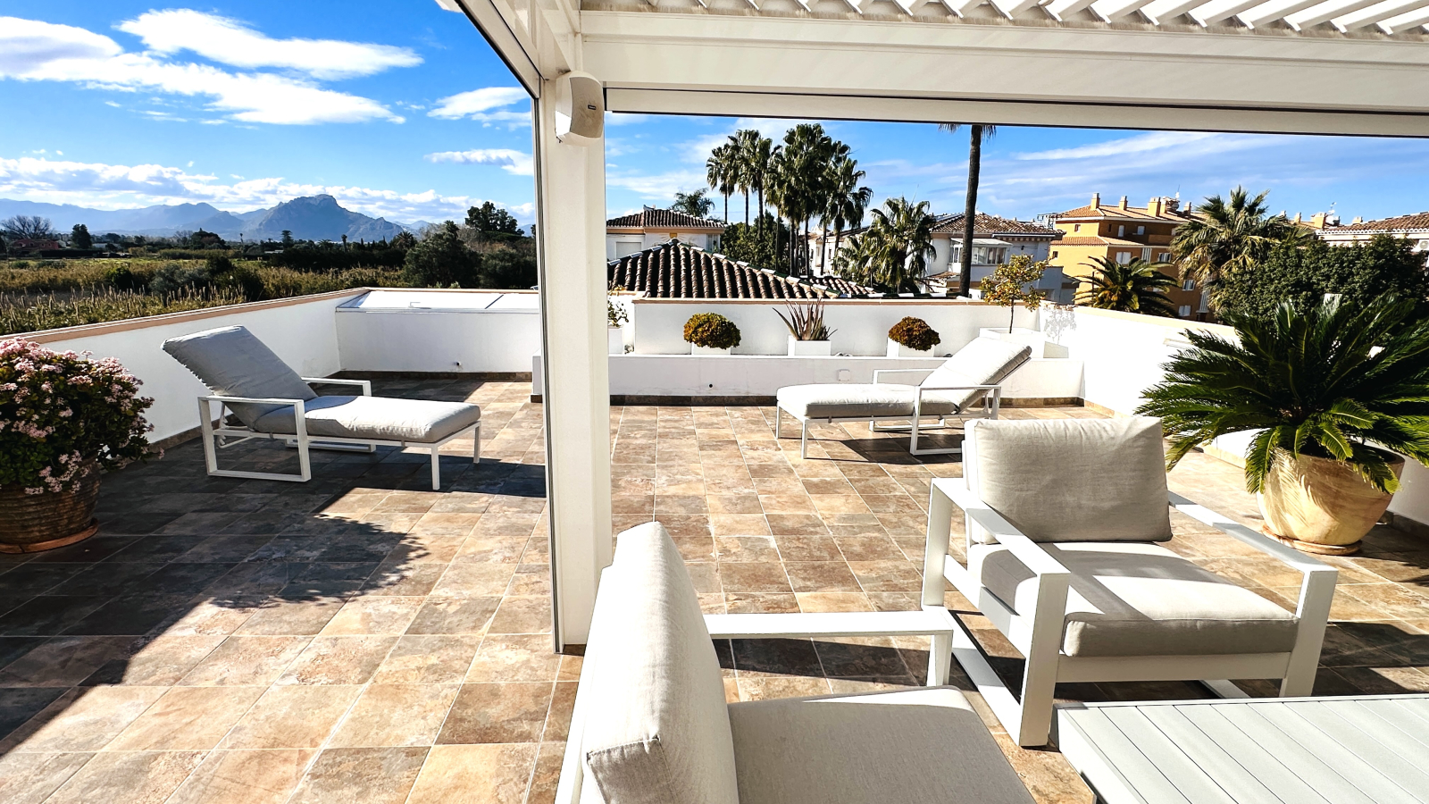 Penthouse for sale in Denia