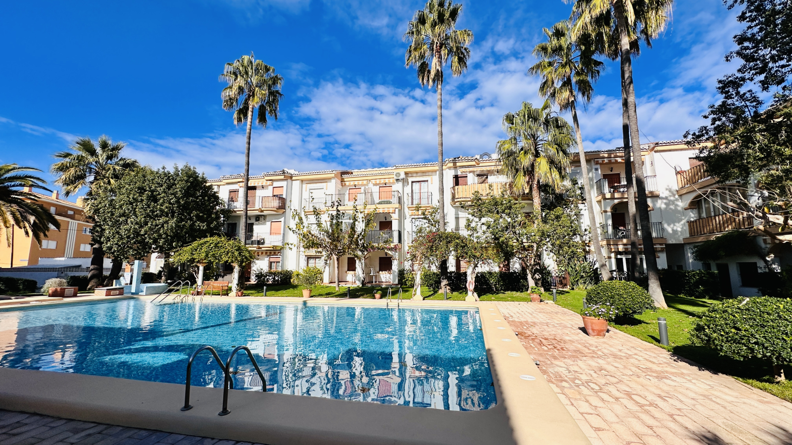 Penthouse for sale in Denia