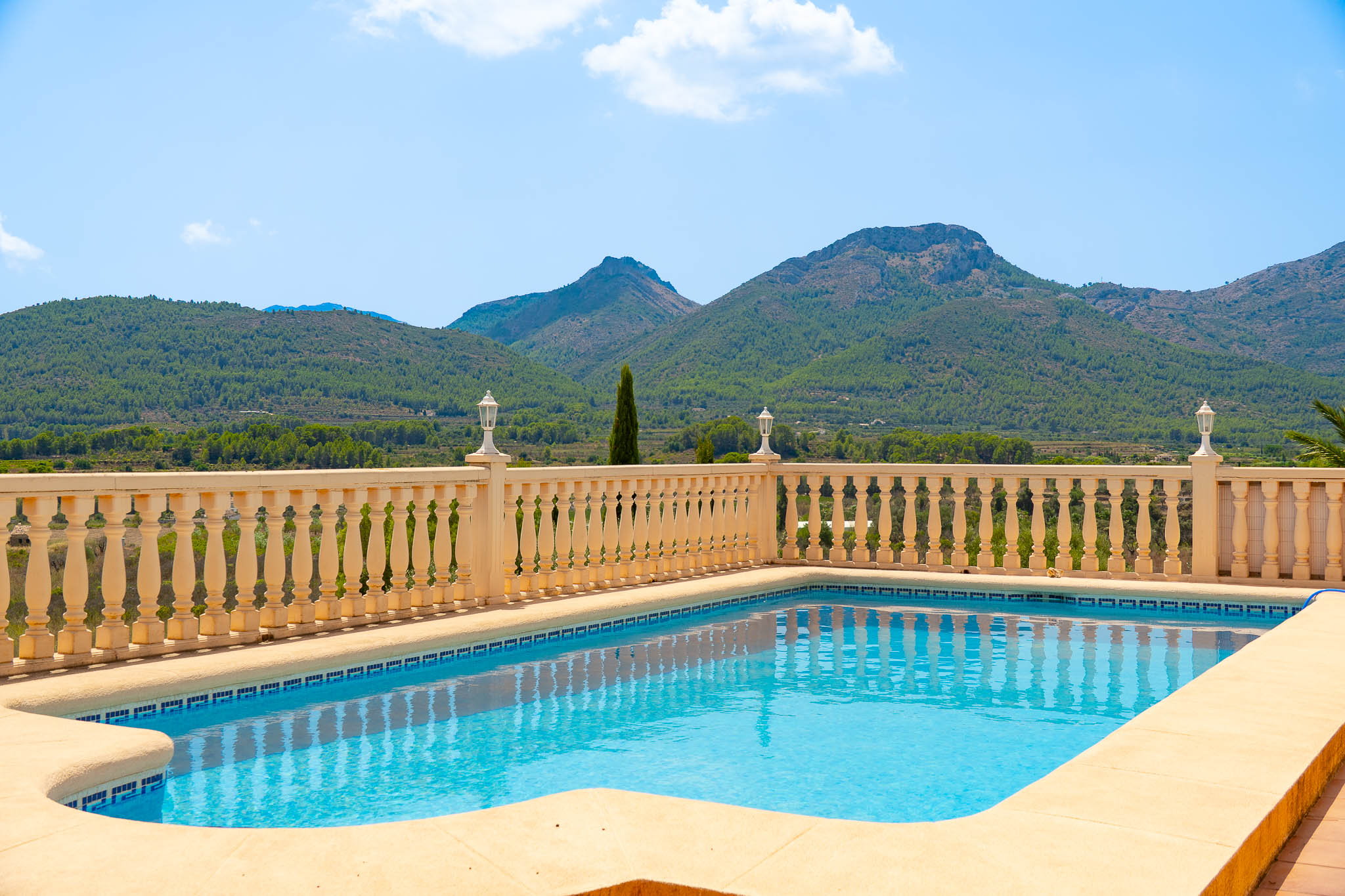 DP-40-C4XY4675JAL-1 Villa for sale in Jalon