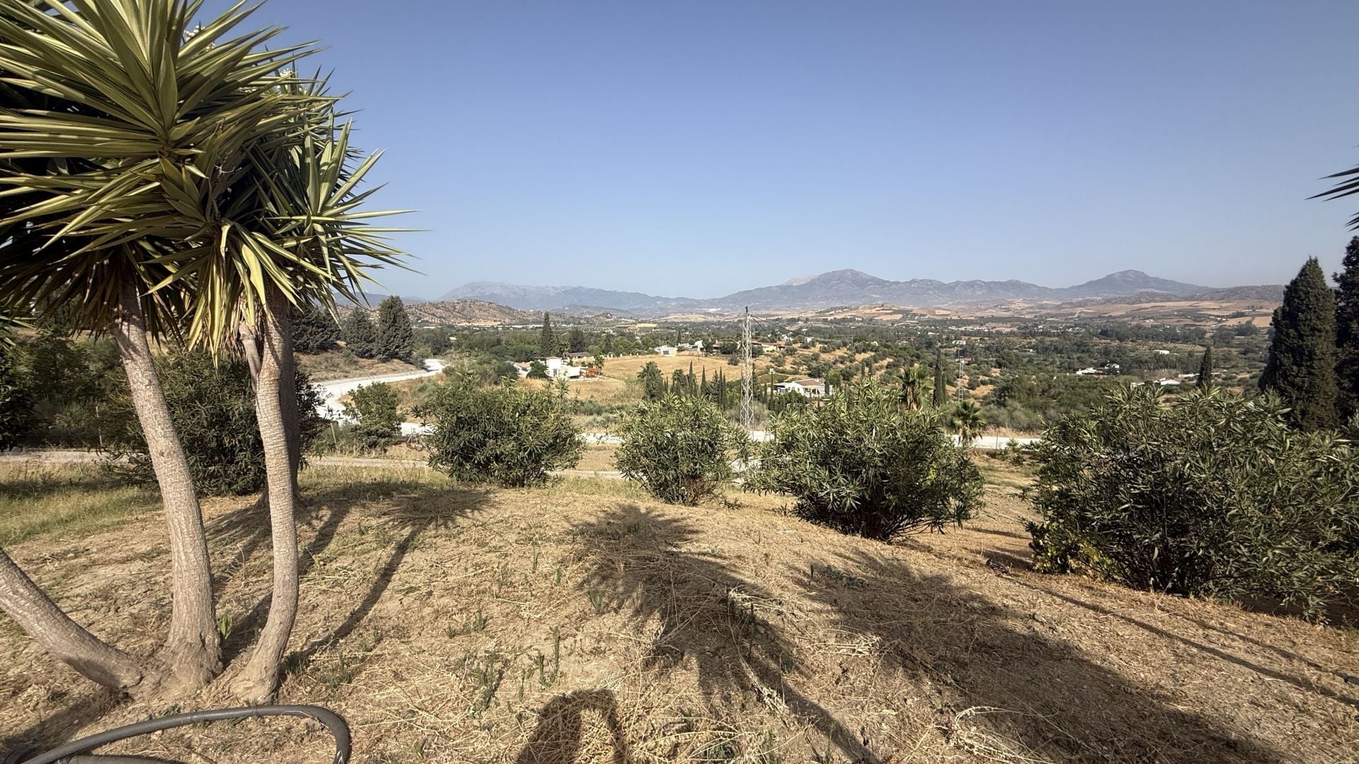 Finca for sale in Coín
