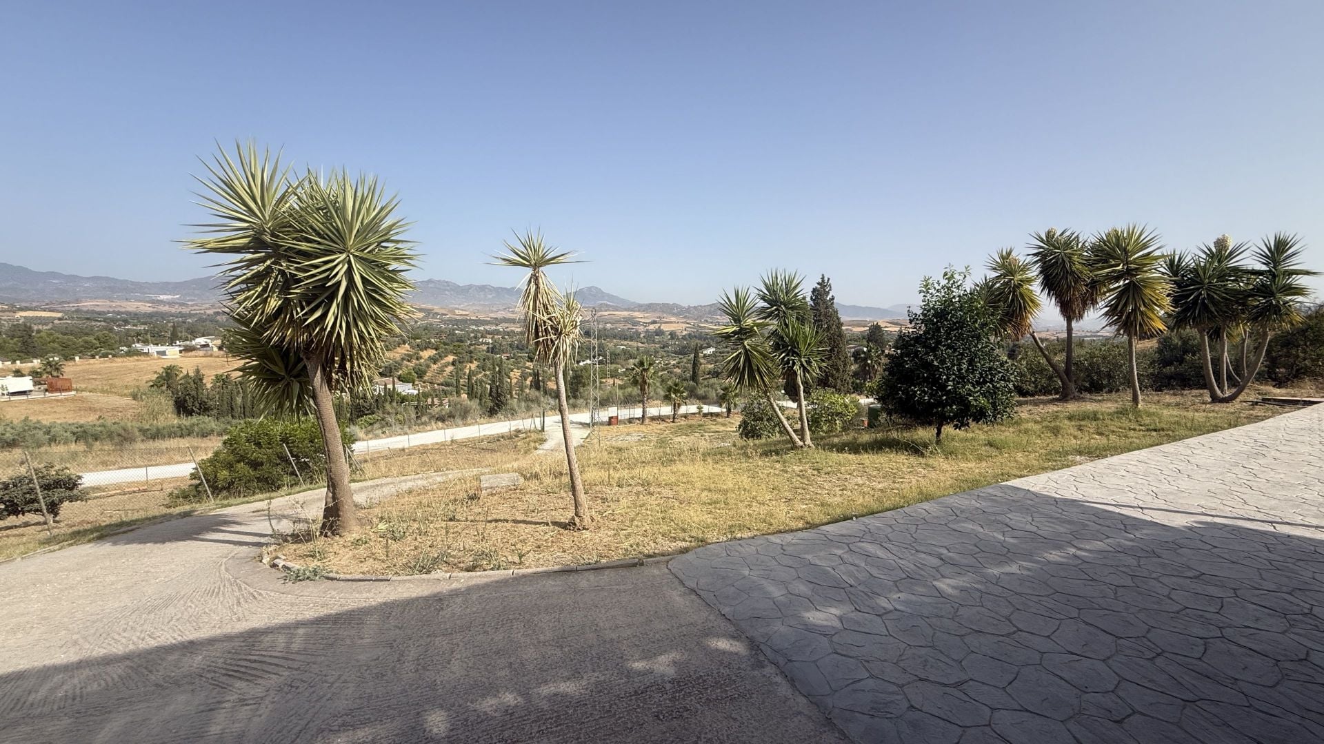 Finca for sale in Coín