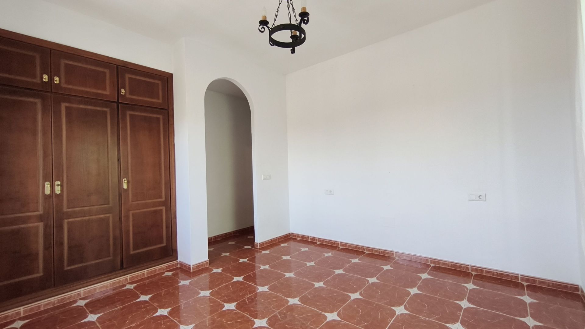DP-52-F5468893-13 Finca for sale in Coín