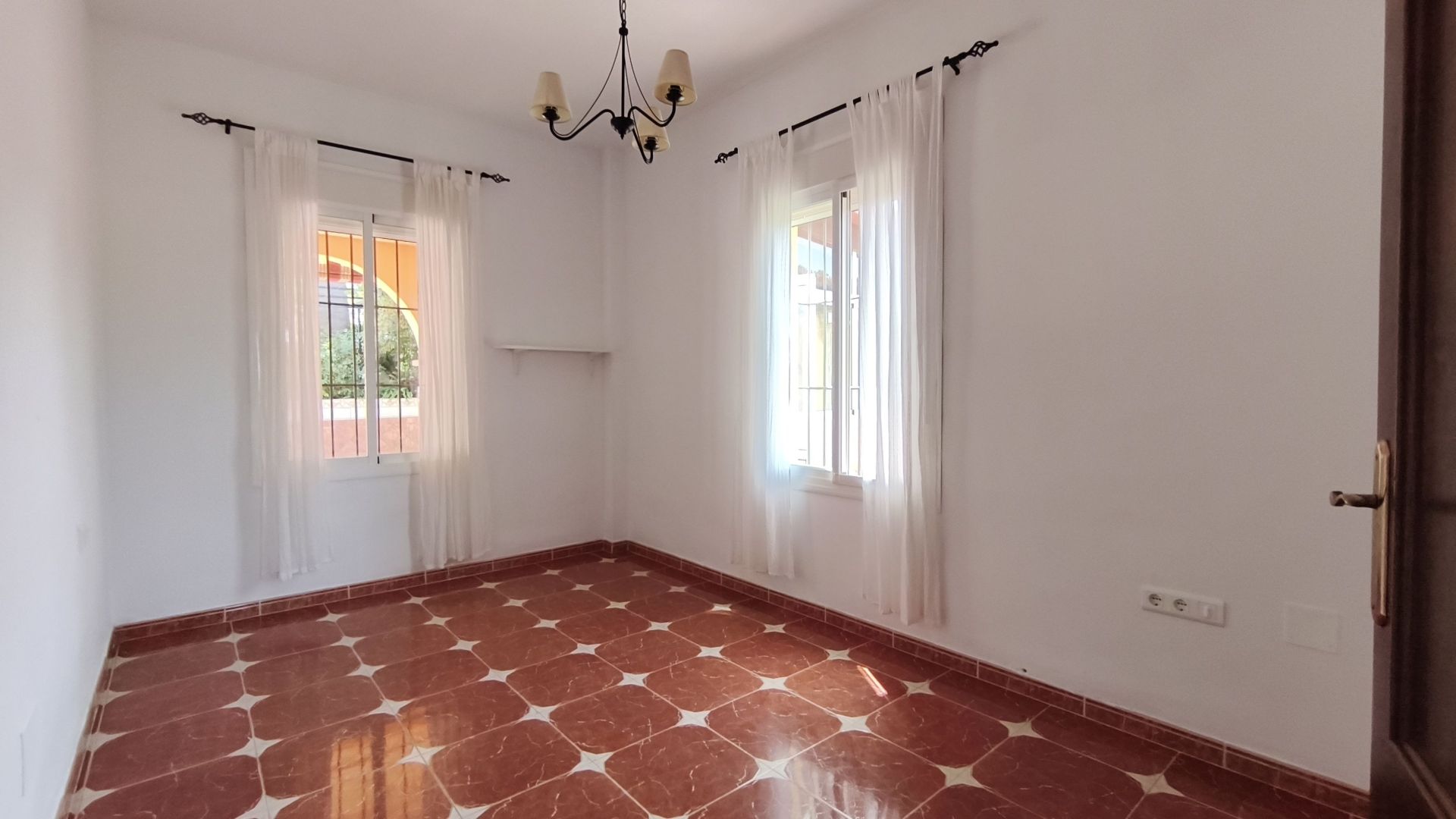 DP-52-F5468893-20 Finca for sale in Coín