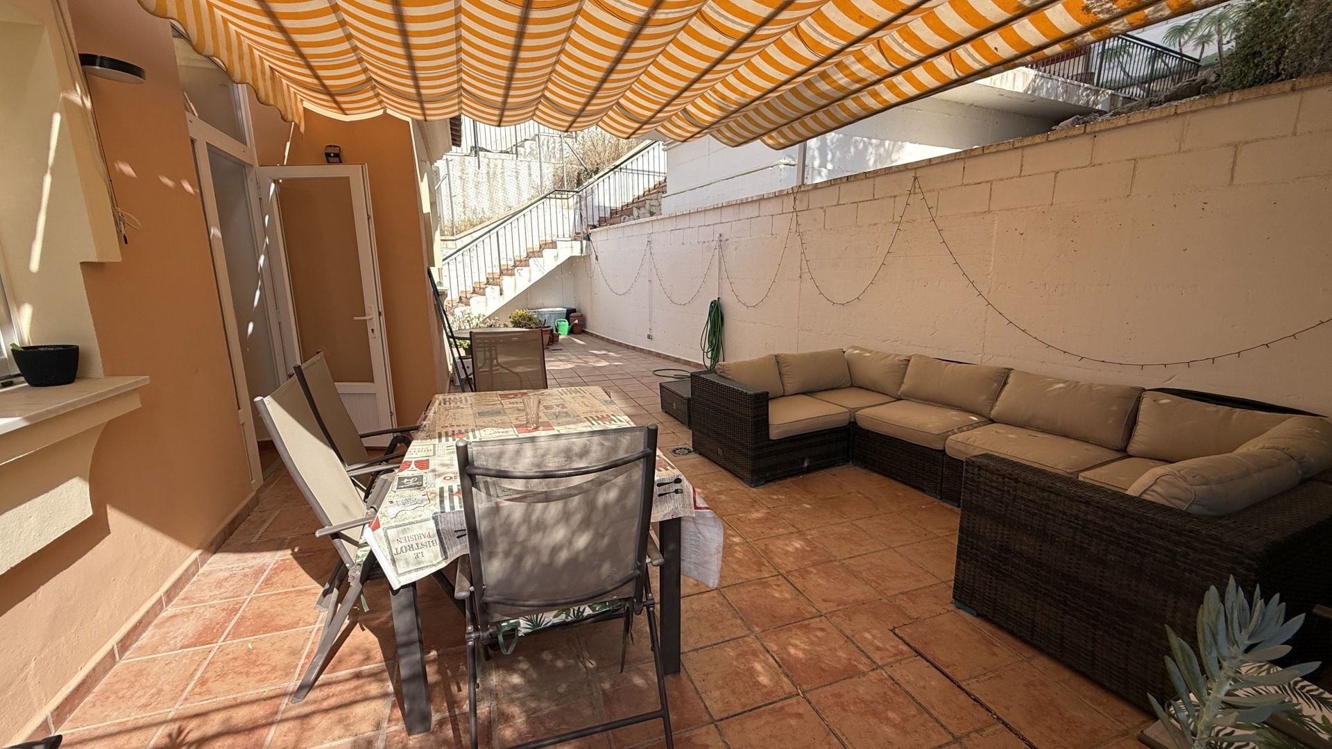 Villa for sale in Coín