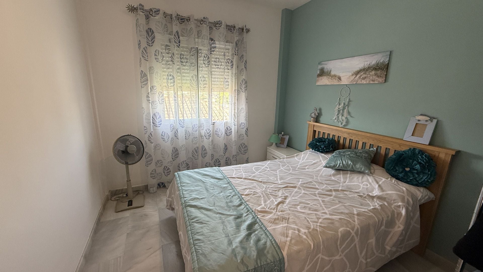 Villa for sale in Coín