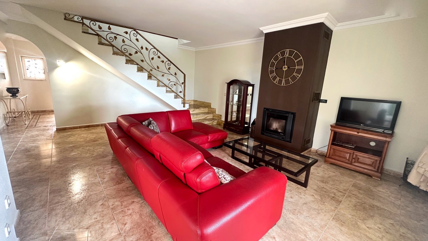 Villa for sale in Benidorm